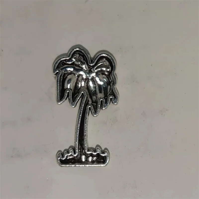 クリエイティブシルバーココナッツツリー DIY 合金バッジ  - Men Accessories Silver のレビューと価格