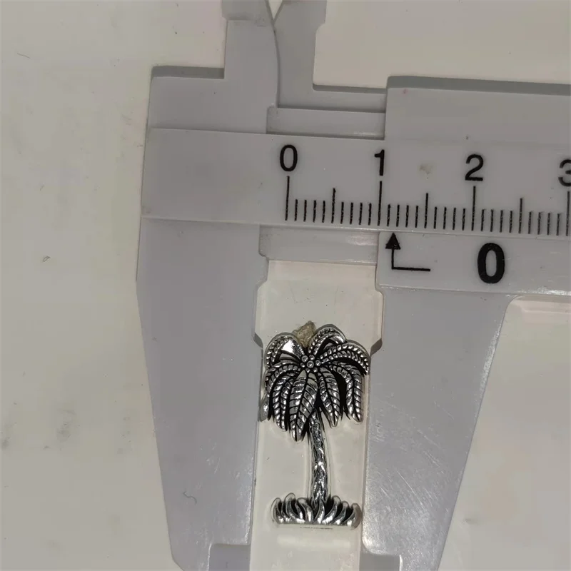 クリエイティブシルバーココナッツツリー DIY 合金バッジ  - Men Accessories Silver のレビューと価格