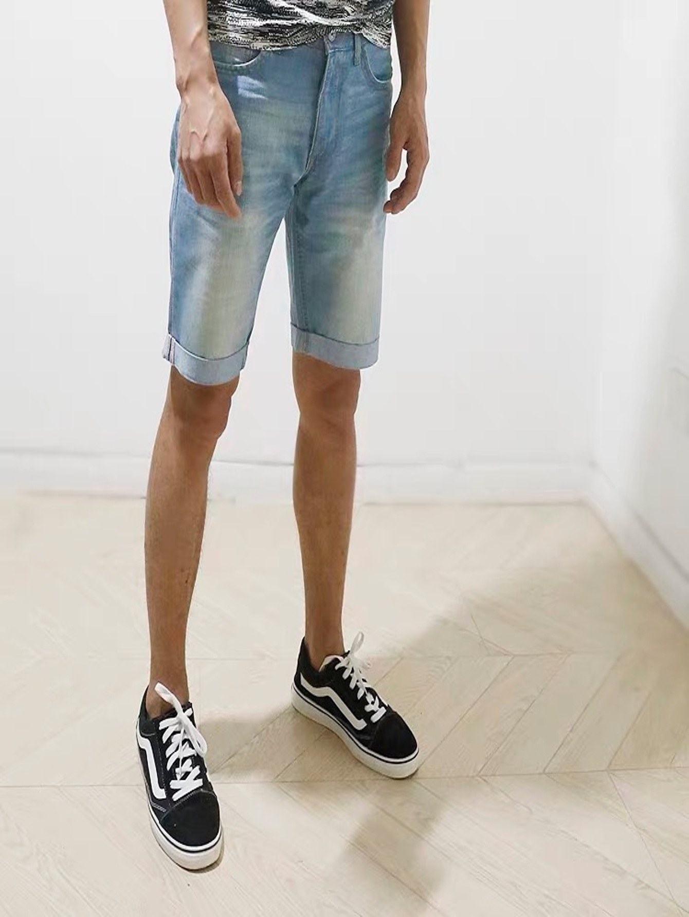 メンズ スキニーフィット ブルーデニムショートパンツ スリム - Mens Accessories Style のレビューと価格